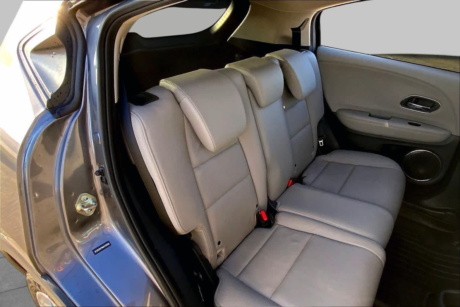Certified Used 2019 Modern Steel Metallic Honda EX-L image 20