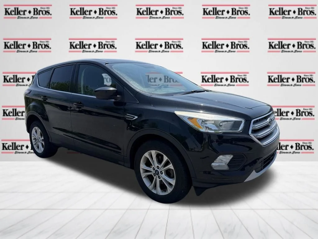 2017 Ford Escape SE's photo
