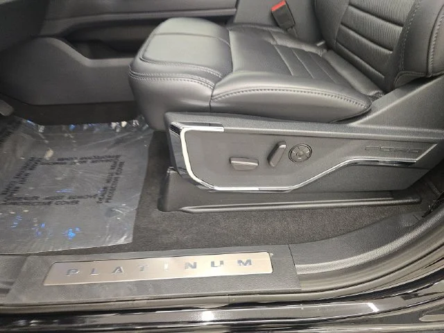 New 2027 Agate Black Metallic Ford F-450® Platinum® image 45