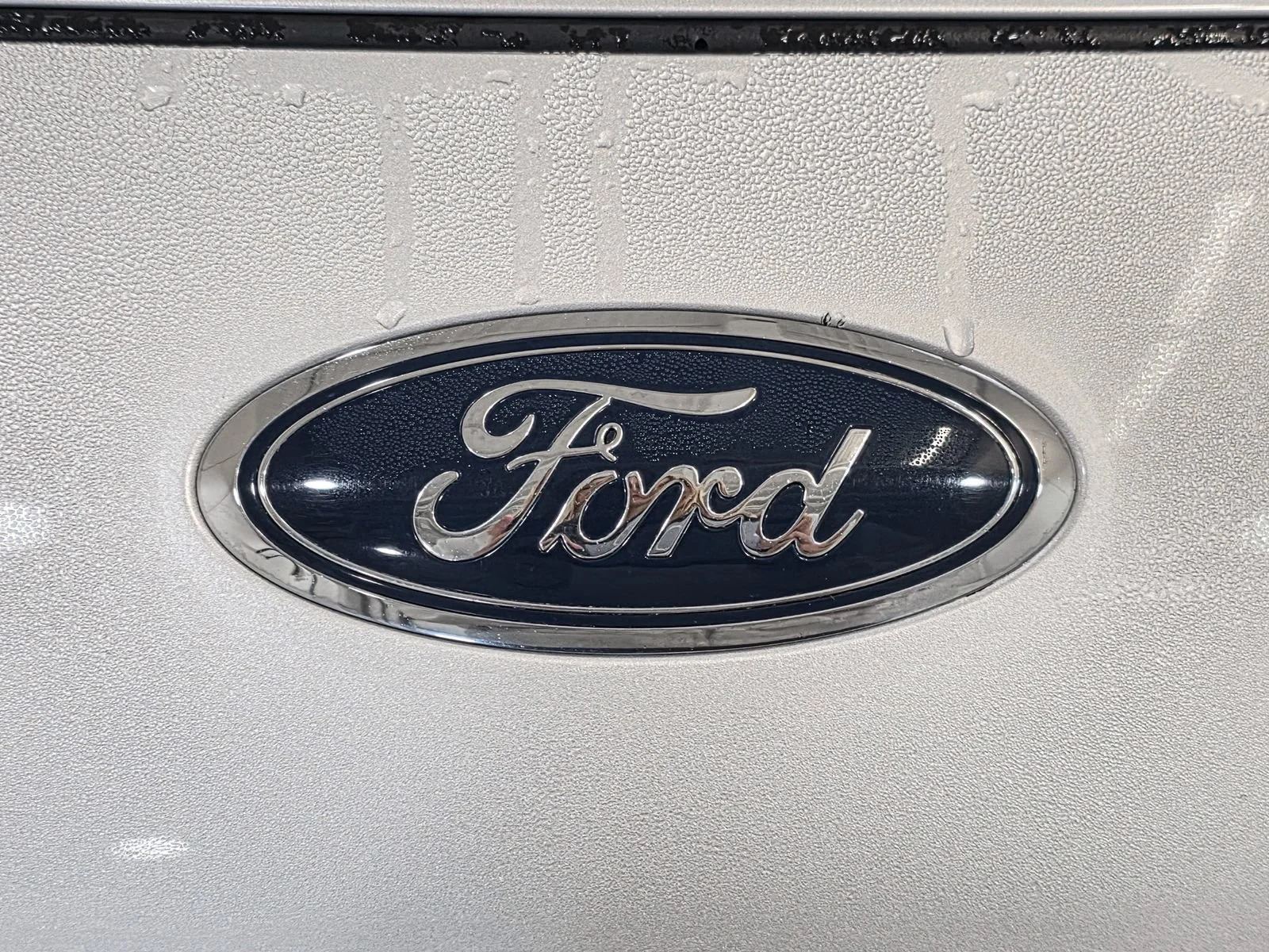 2020 Ford Escape SEL - Photo 13