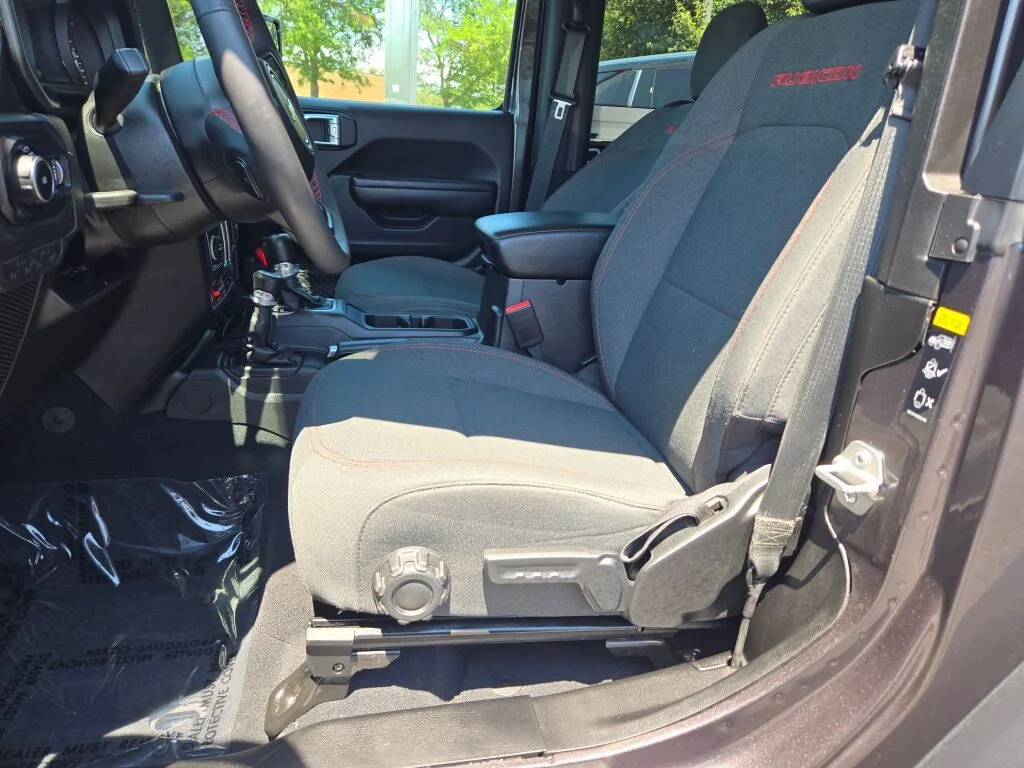 Used 2024 Gray Jeep Rubicon image 17
