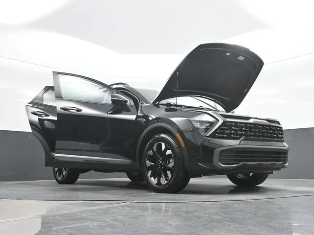 Used 2023 Black Kia X-Line image 32