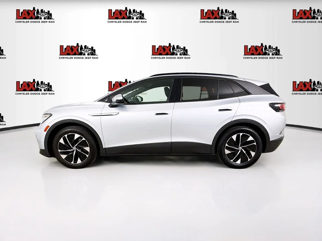 Used 2021 Silver Volkswagen Pro S image 4