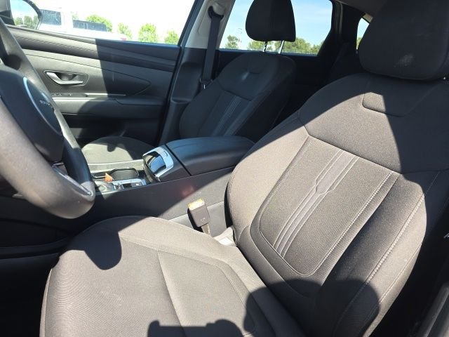 Used 2025 Silver Hyundai SEL image 5