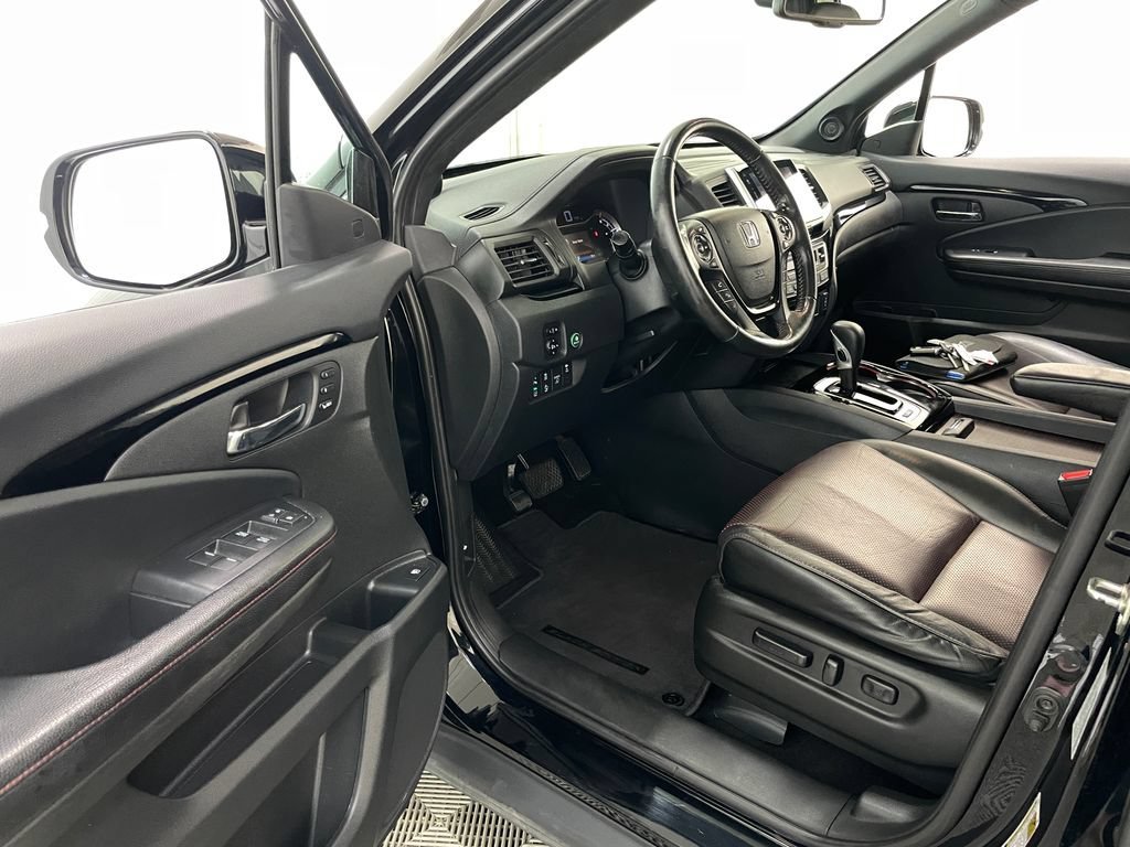 Used 2019 Black Honda Black Edition image 26