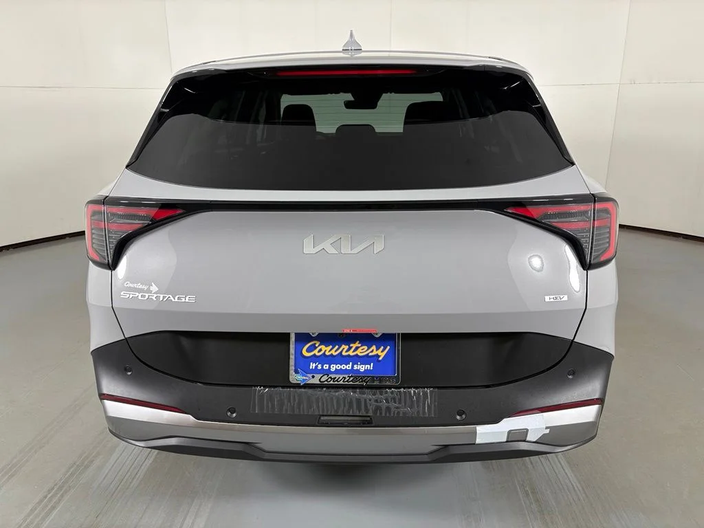 New 2027 Wolf Gray Kia S image 7