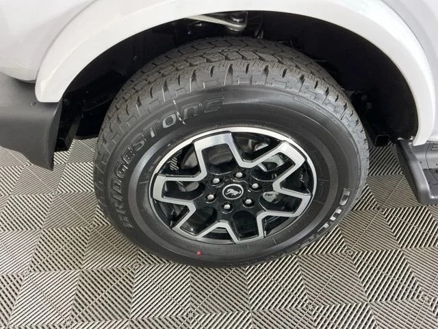 New 2025 Oxford White Ford Outer Banks image 32