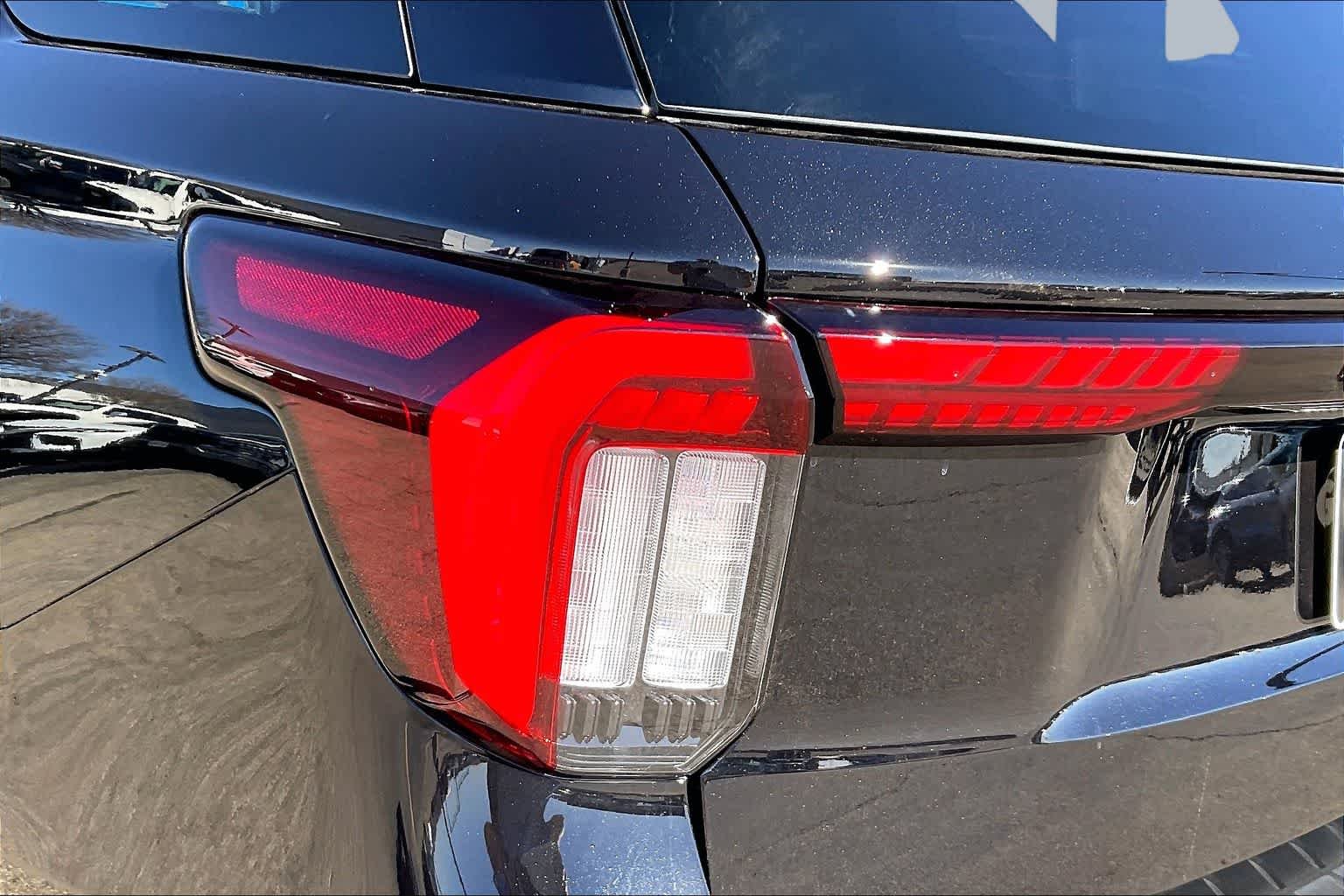 New 2026 Agate Black Metallic Ford ST image 14