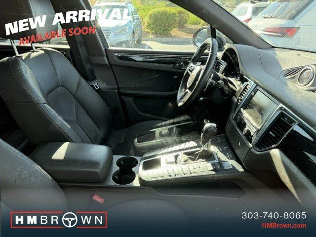 Used 2015  Porsche S image 5