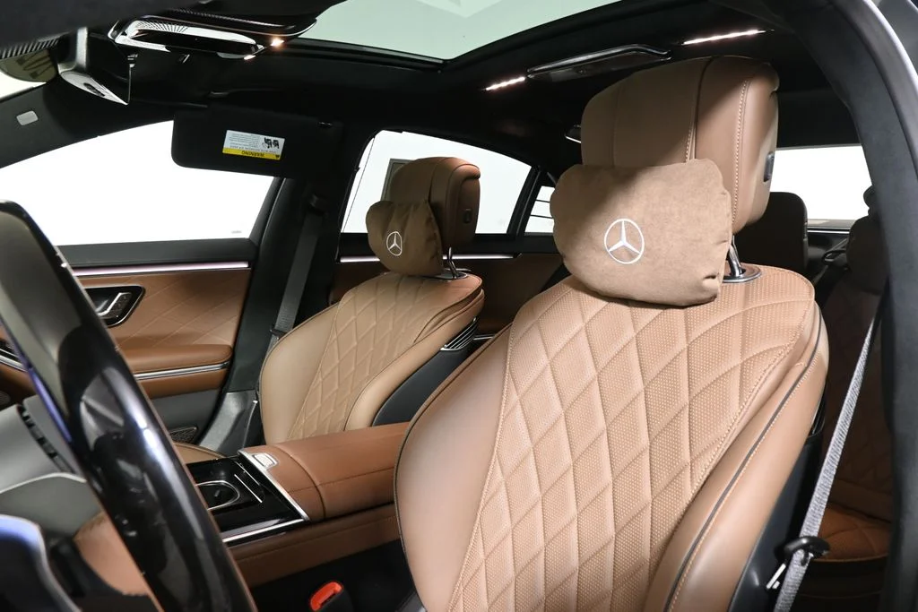 Certified Used 2026 Green Mercedes-Benz S 580 image 15
