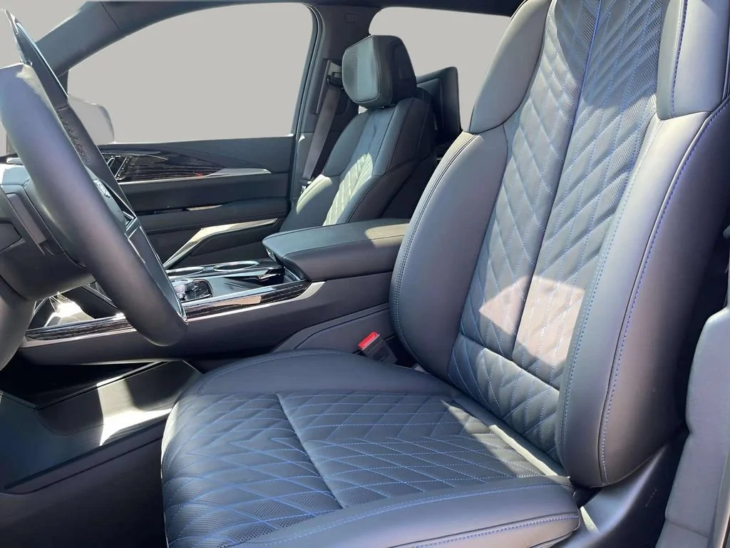 2025 Cadillac Escalade IQ Sport 1 - Photo 12
