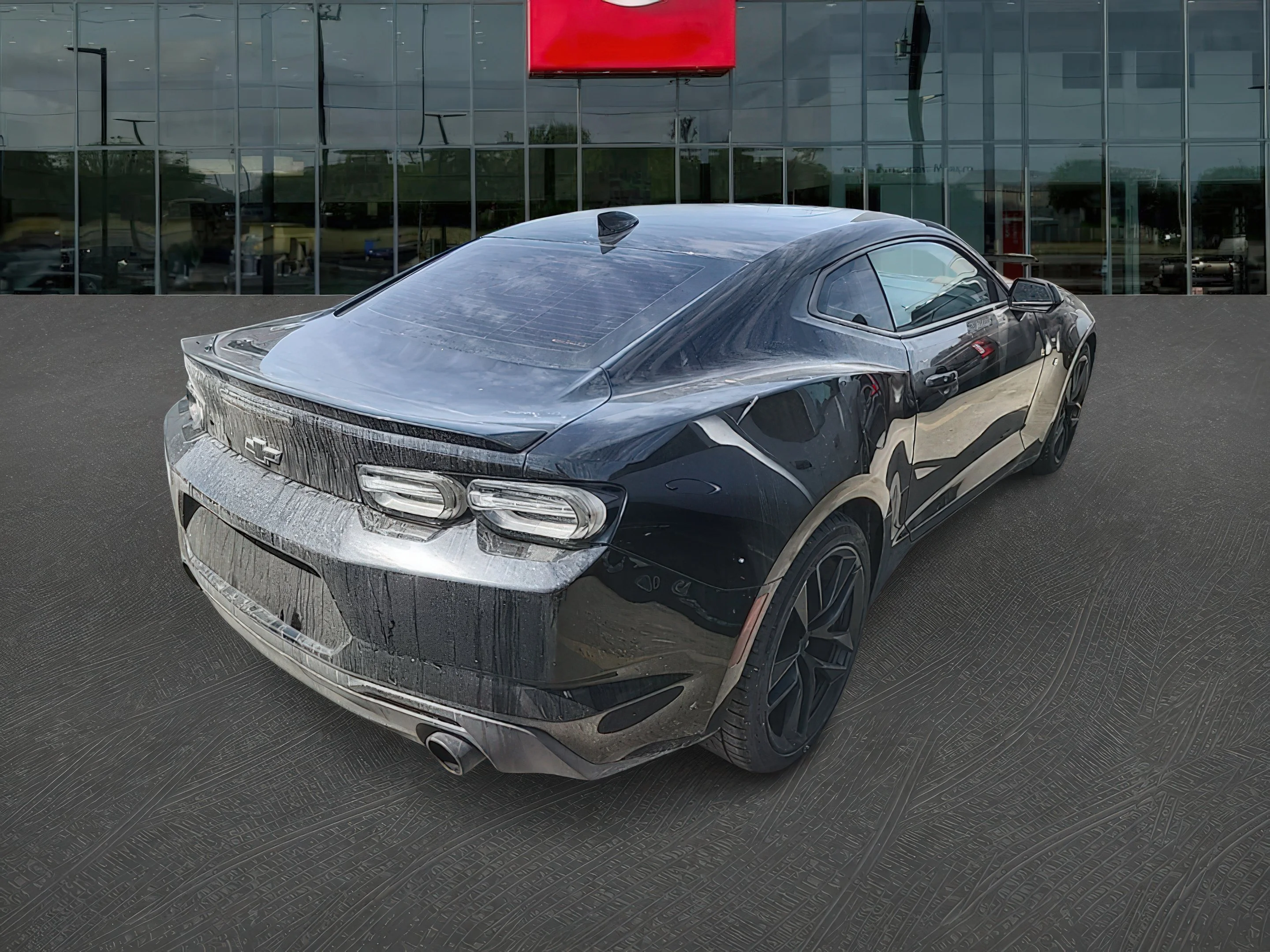 Used 2023 Black Chevrolet 2LT image 4