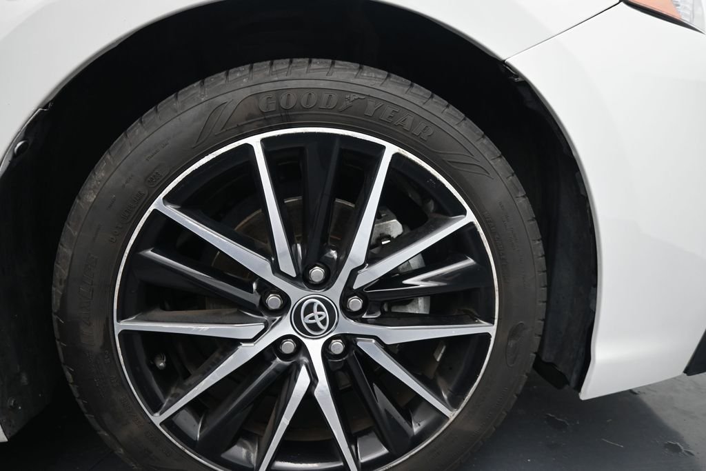 Used 2023 White Toyota SE image 11