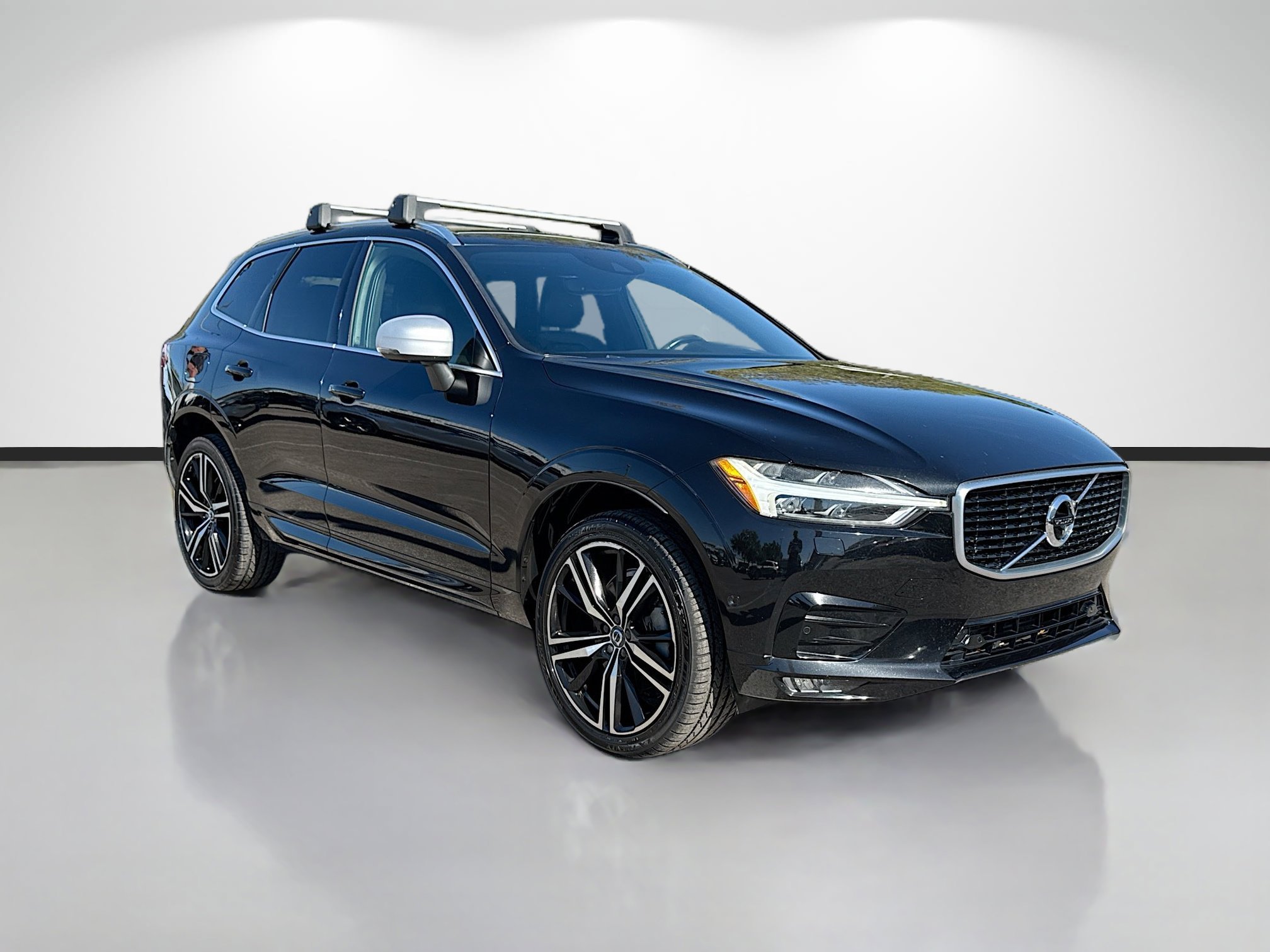 2018 Volvo XC60 R-Design