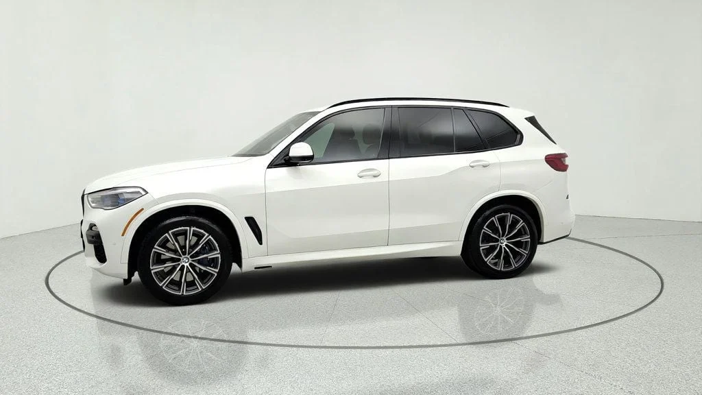 Used 2019 Alpine White BMW xDrive40i Sports Activity Vehicle w/ M Sport Pkg & Executive Pkg image 8