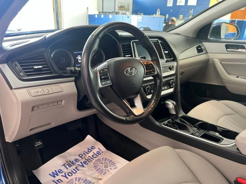 Used 2018 Blue Hyundai SEL+ image 18