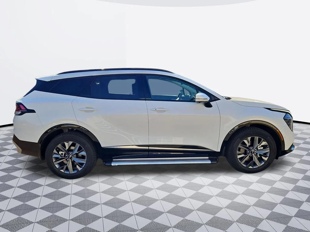Used 2025 Snow White Pearl Kia SX-Prestige image 7
