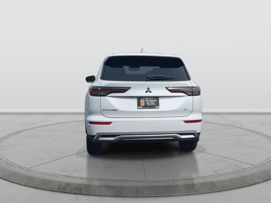 New 2026 WHT DIAMOND Mitsubishi SE image 5