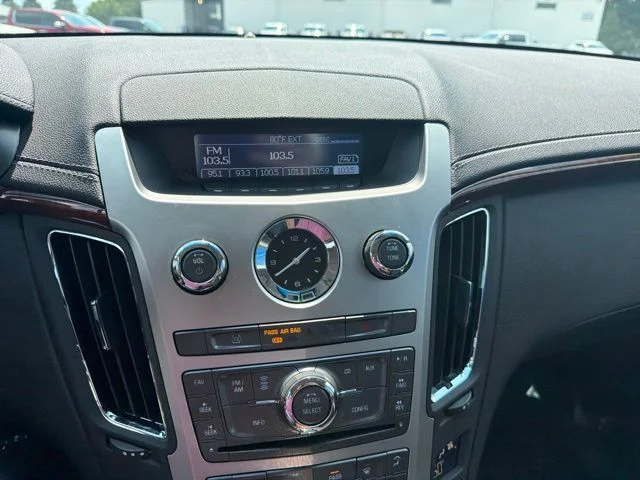 Used 2008 Red Cadillac Base image 26