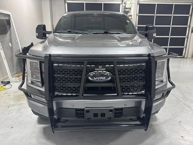Used 2023 Gray Ford Lariat image 3