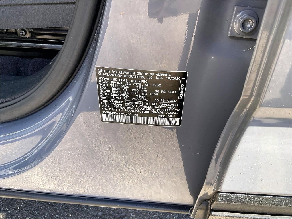 Used 2021 Gray Volkswagen 3.6L V6 SEL image 33