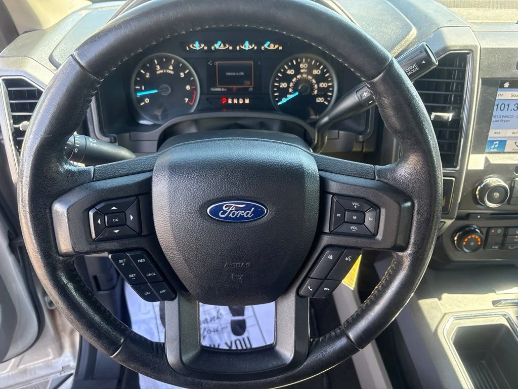 Used 2018 Silver Ford XLT image 30