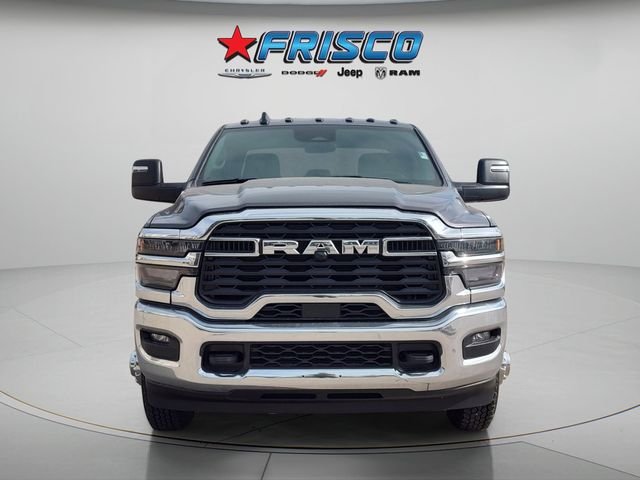 New 2025 Granite Crystal Metallic Clearcoat RAM Tradesman image 2