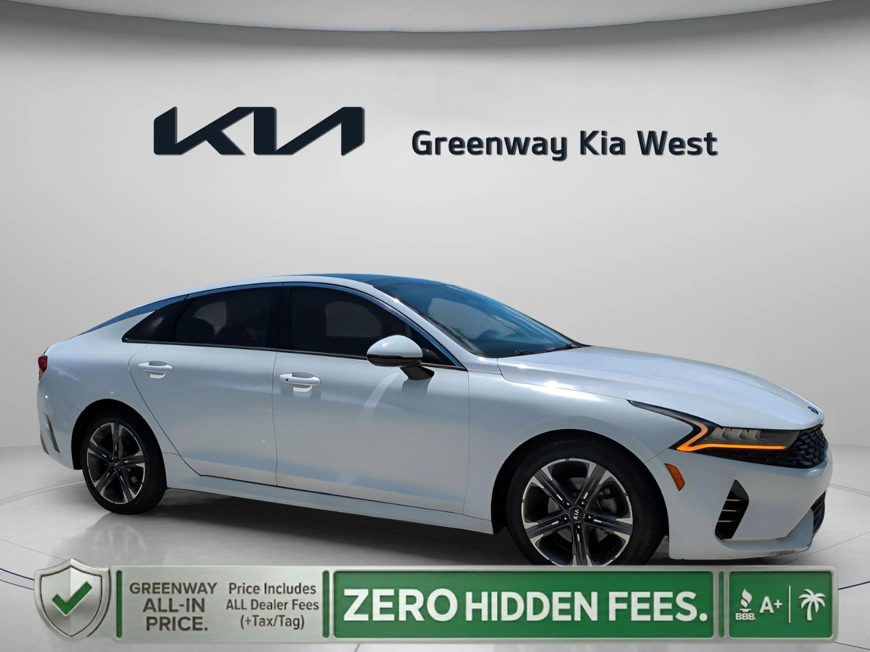 2021 Kia Optima EX FWD's photo