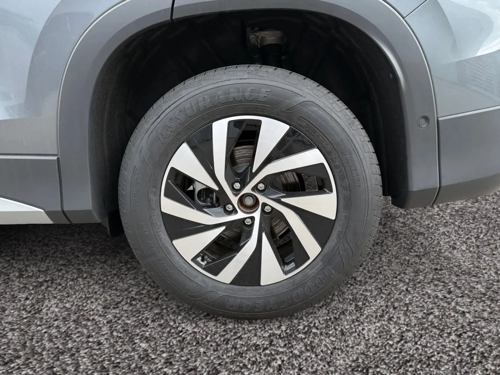 2026 Volkswagen Tiguan S - Photo 9