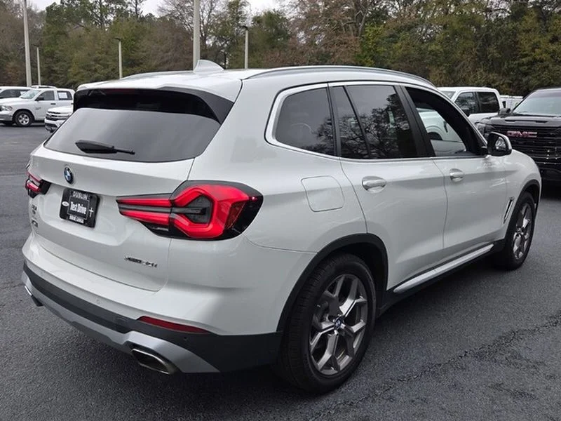Used 2022 Alpine White BMW xDrive30i image 14