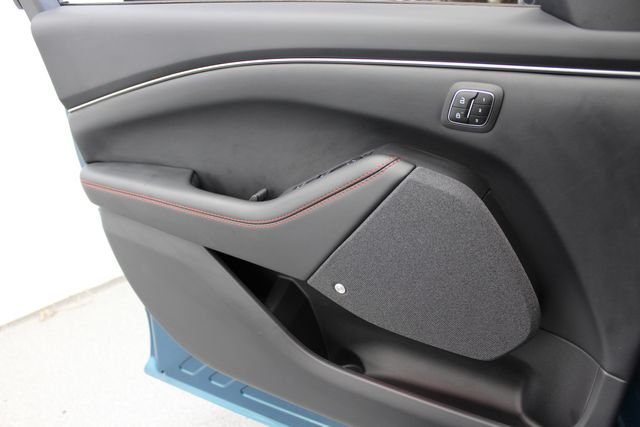 New 2026 Adriatic Blue Metallic Ford Premium image 20