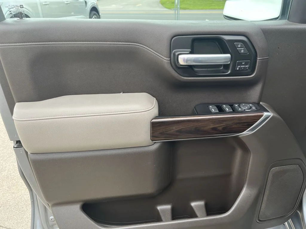 Used 2019 Gray GMC SLT image 13