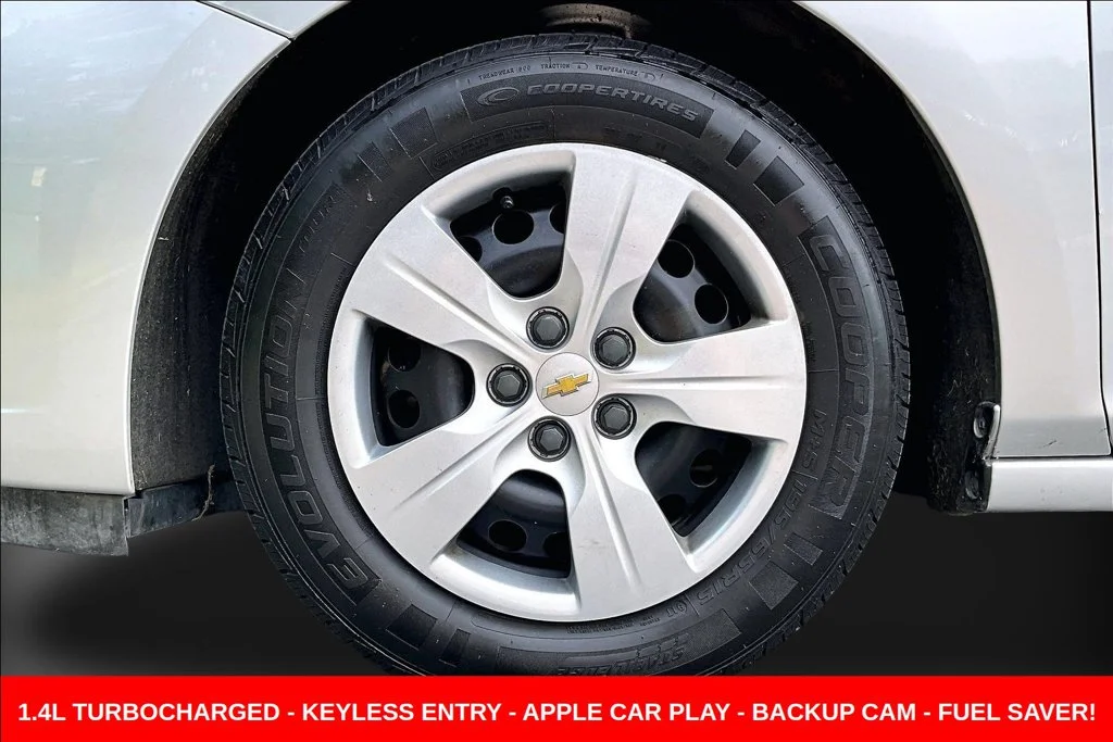 Used 2018 Silver Chevrolet LS image 31