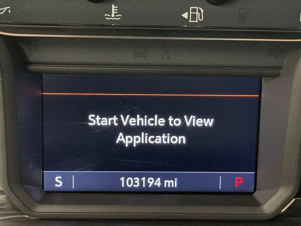 Used 2019 Onyx Black GMC SLT image 23