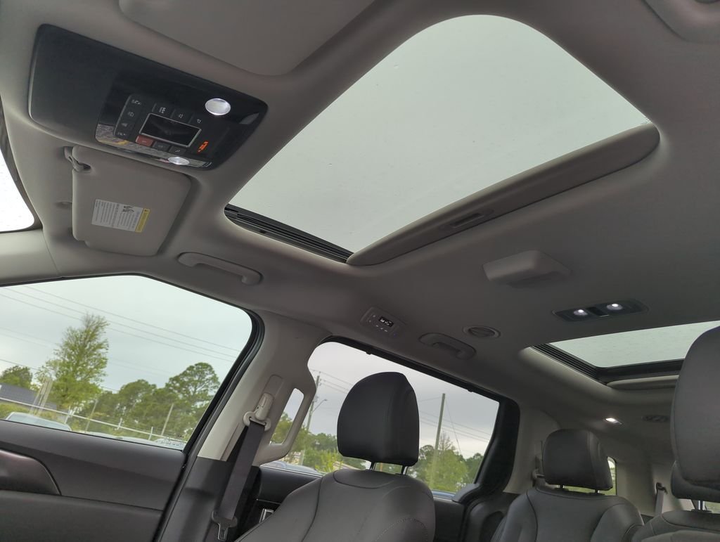 New 2026 Aurora Black Pearl Kia SX image 28