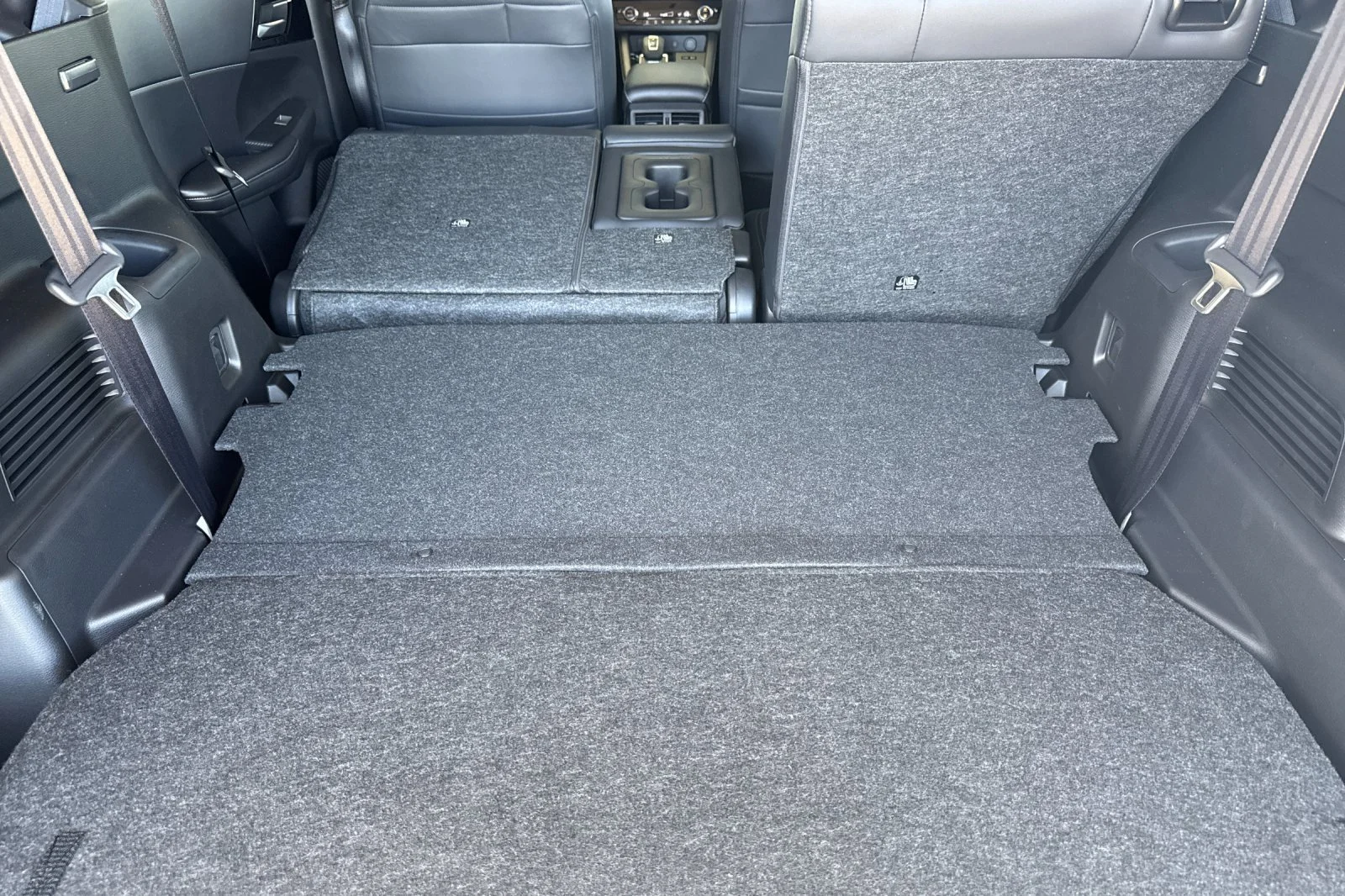 New 2026 Moonrock Gray Nissan SL image 16