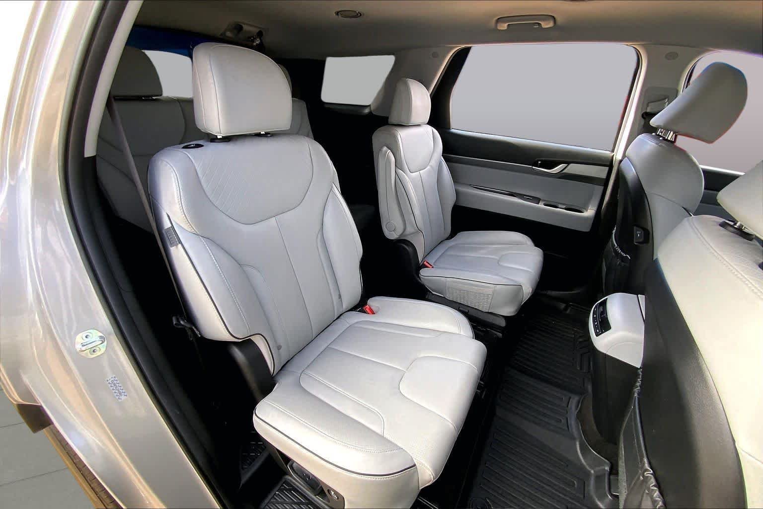 Used 2024  Hyundai SEL 7P image 19