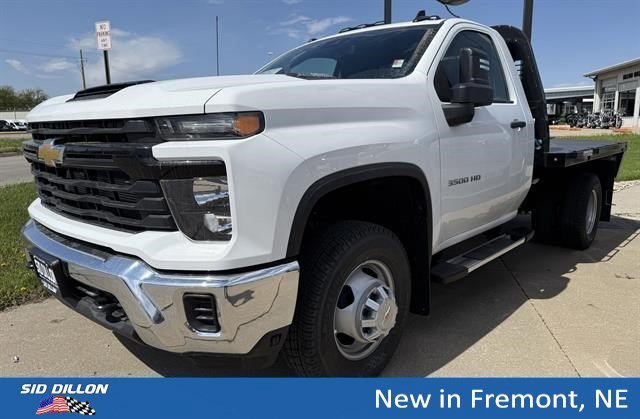 2025 Chevrolet Silverado 3500 HD Chassis Cab Work Truck