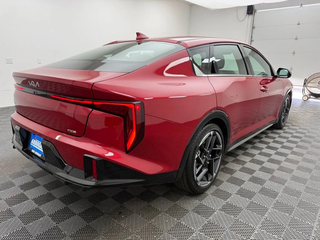 Used 2025 Red Kia GT-Line image 9
