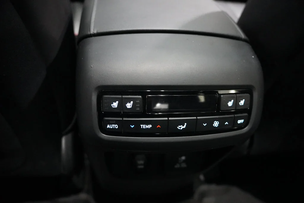 Used 2022 Moonlight Cloud Hyundai Calligraphy image 4
