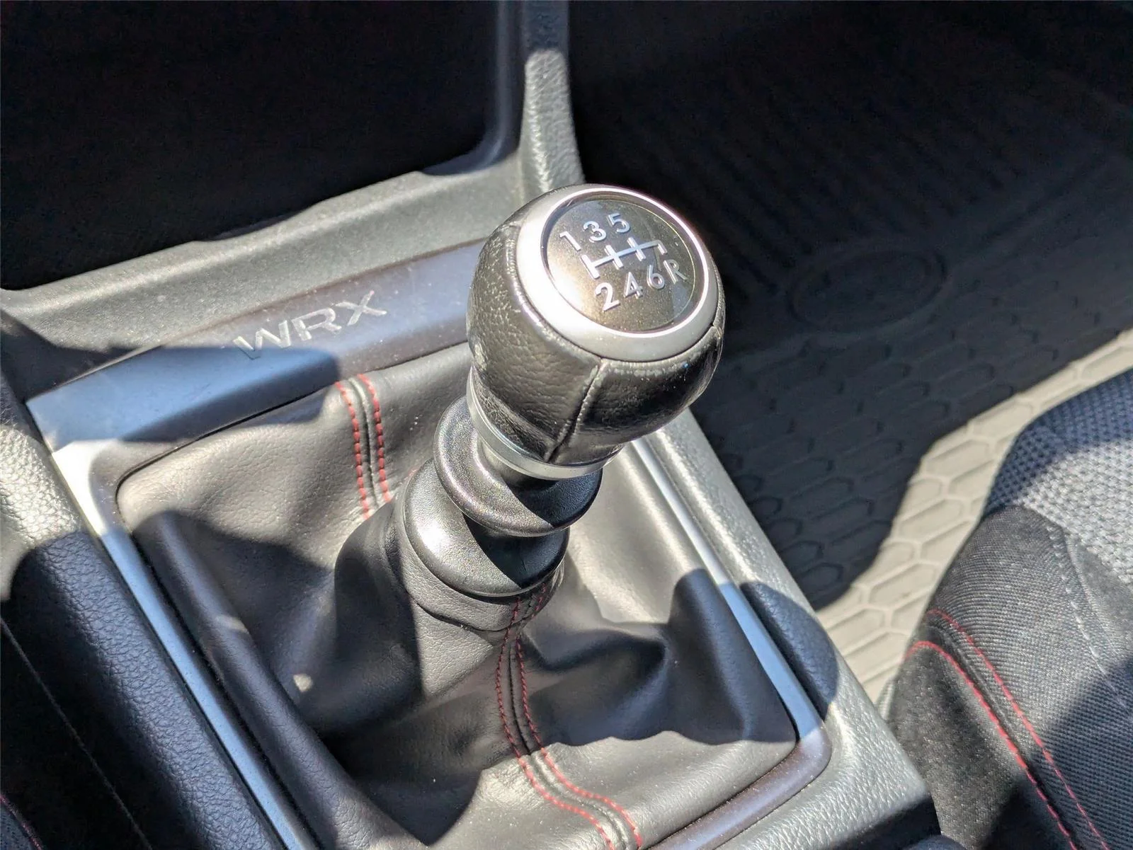 Used 2021 Ice Silver Metallic Subaru  image 23