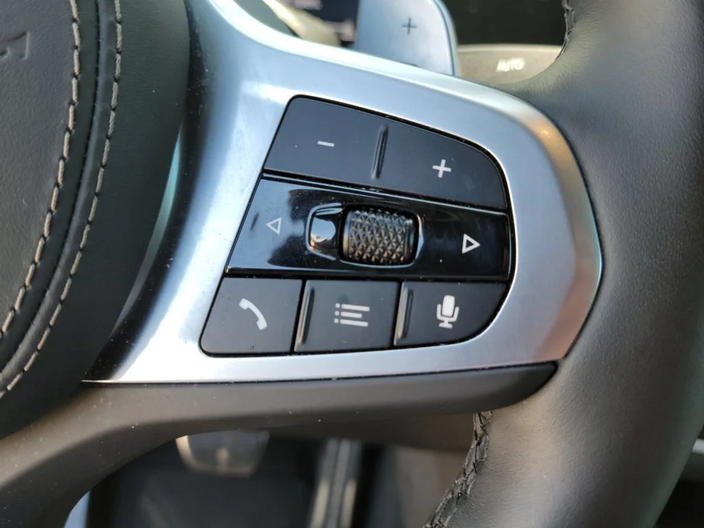 Used 2026 Carbon Black Metallic BMW xDrive40i image 22