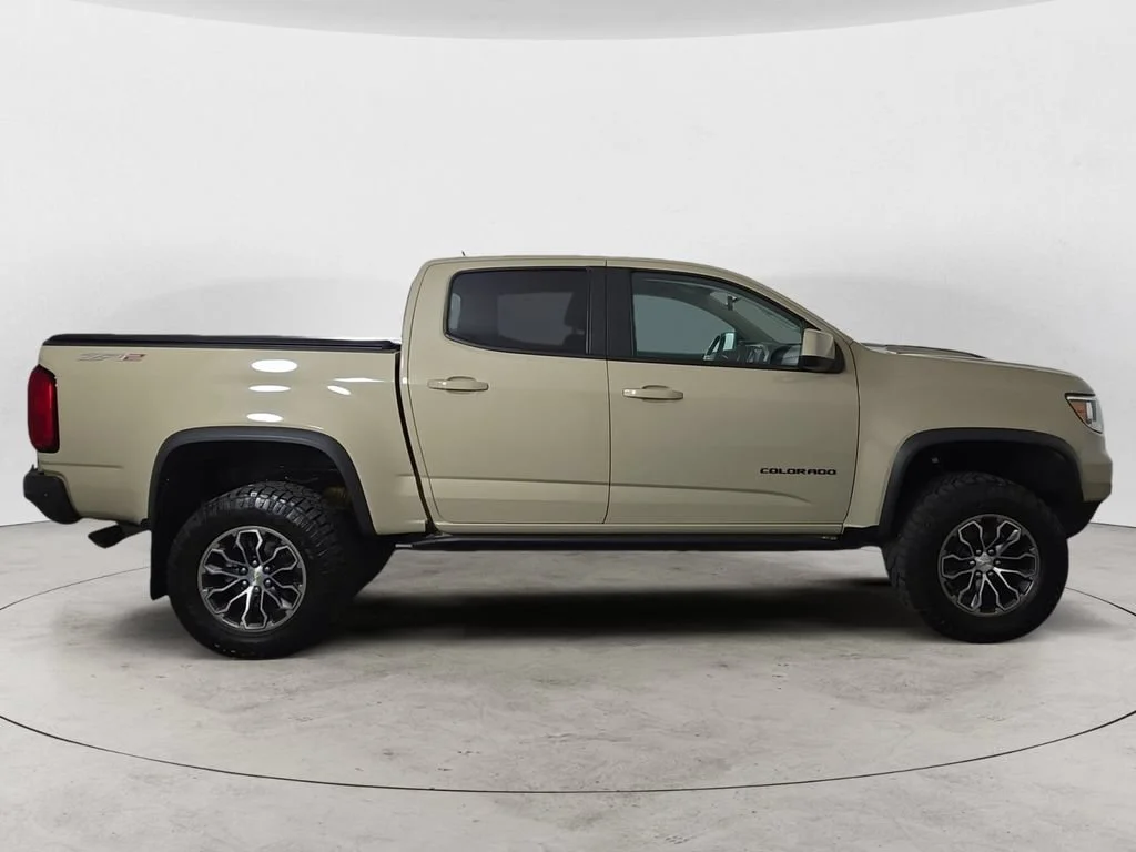 Used 2022 Sand Dune Metallic Chevrolet ZR2 image 4