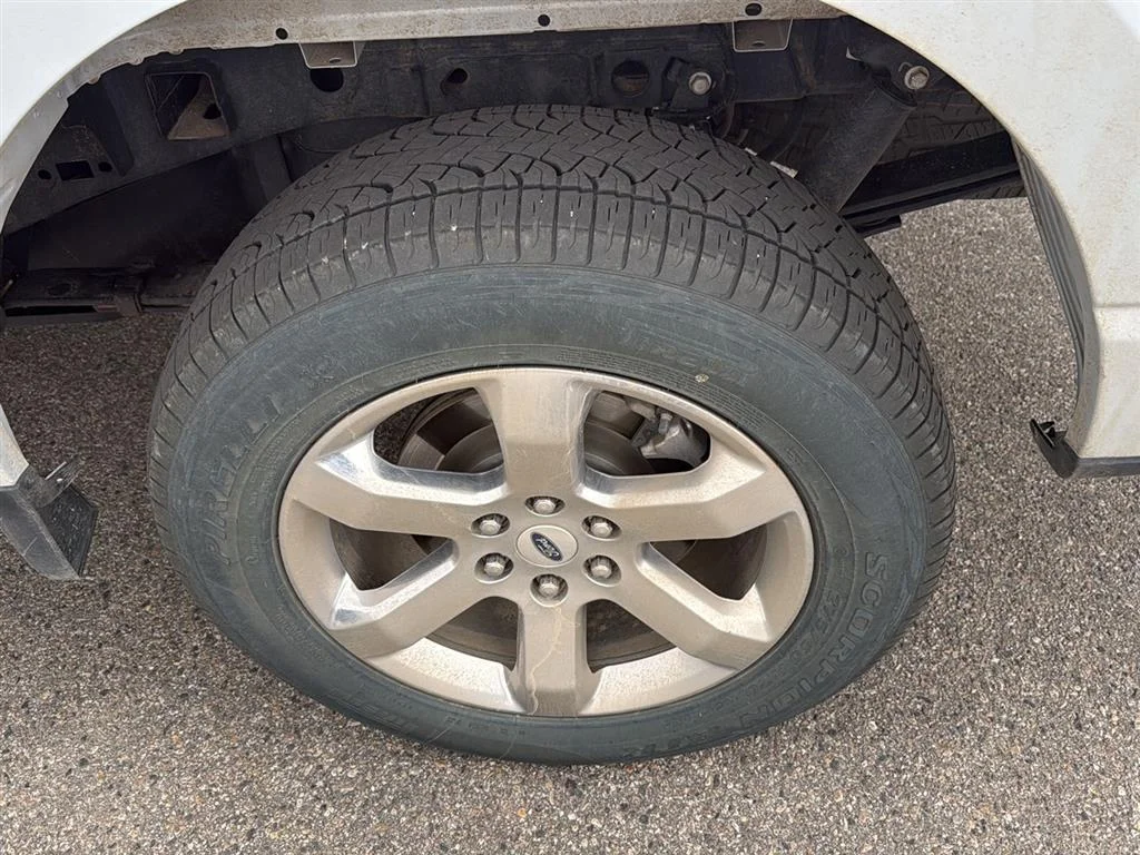 Used 2022 Space White Ford LARIAT image 6