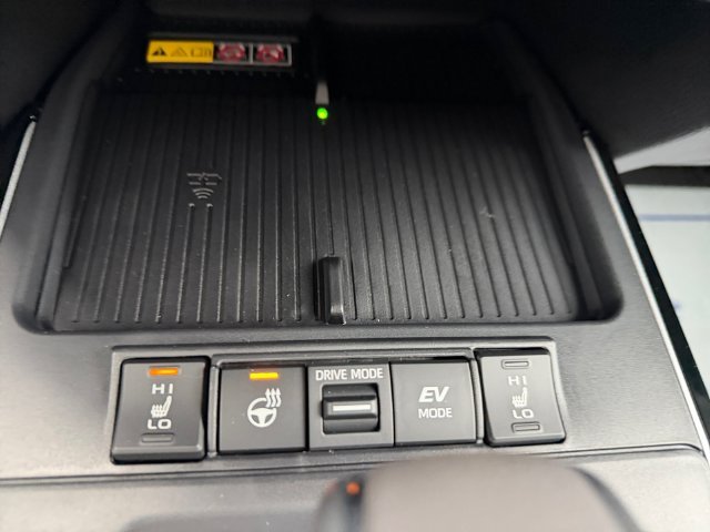 New 2026 Sonic Silver with Jet Black roof <sup>1</sup> Toyota  XSE image 27