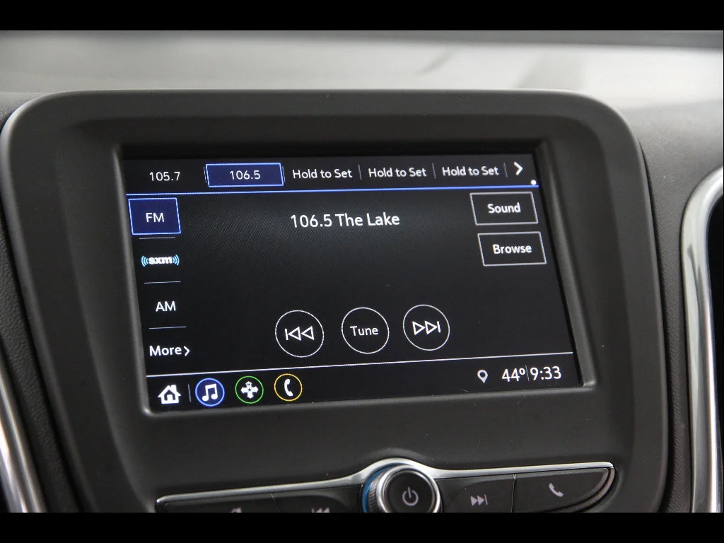 2019 Chevrolet Equinox LT - Photo 11