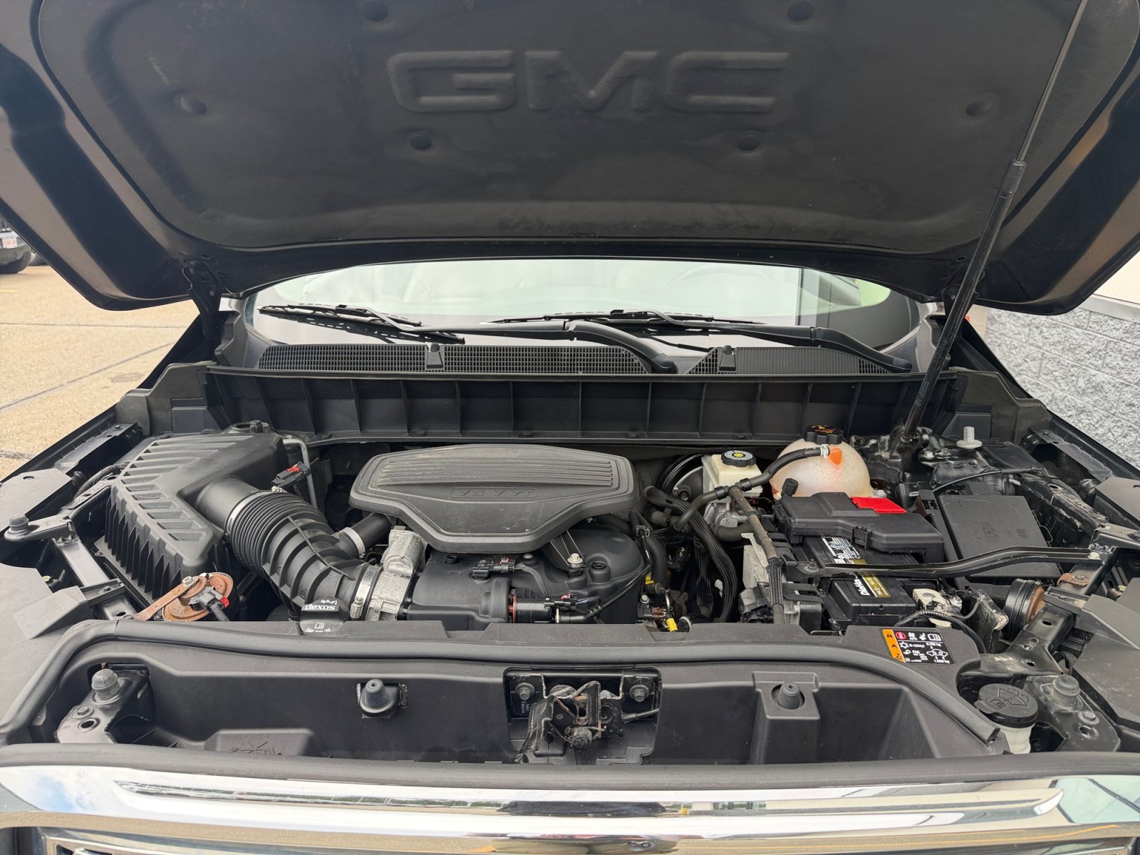 Used 2017 Ebony Twilight Metallic GMC Denali image 6