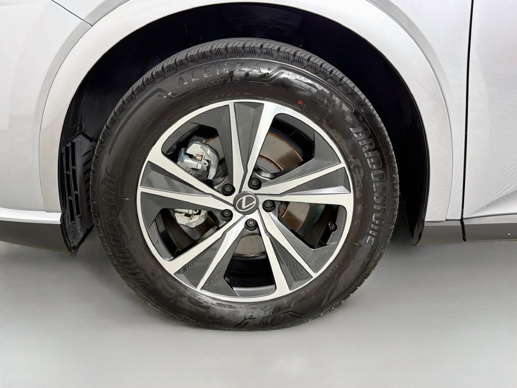 Used 2026 Silver Lexus 350 Premium image 32