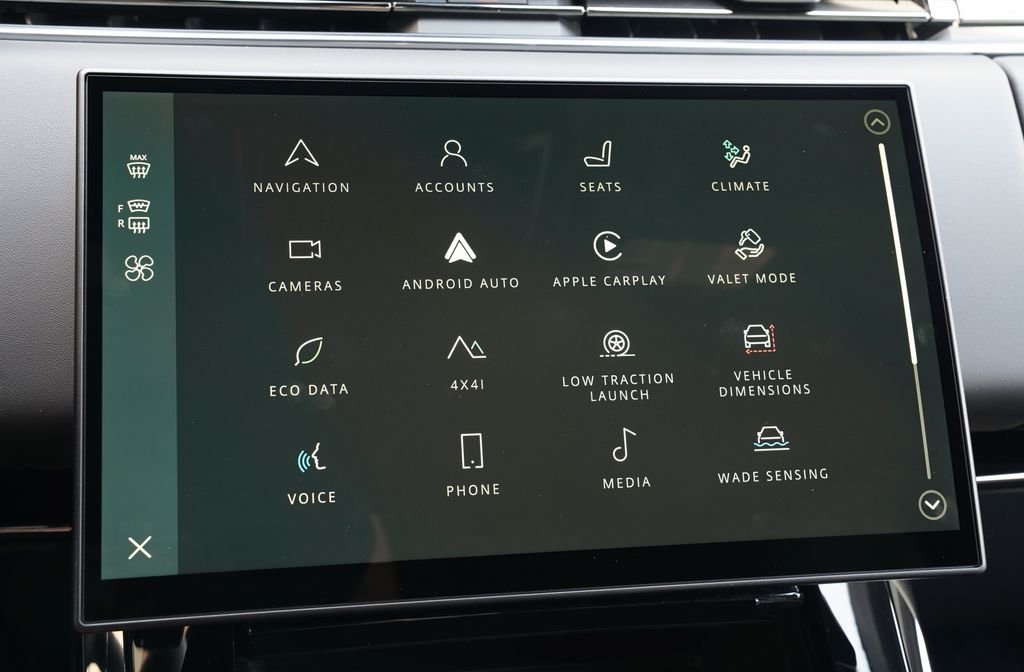 New 2026 Carpathian Grey Land Rover SE image 19