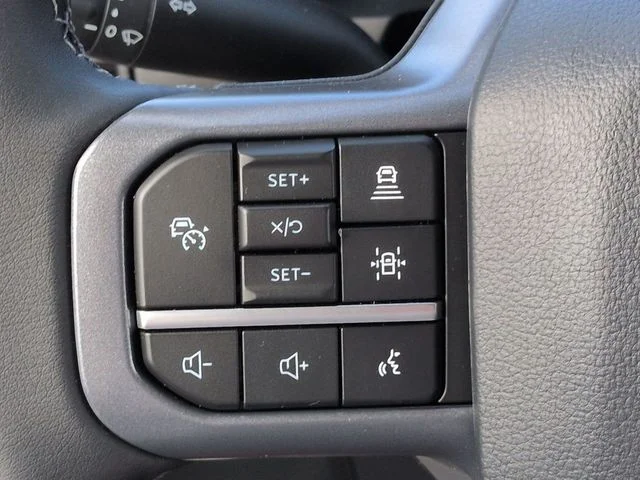 New 2026 Oxford White Ford XLT image 25